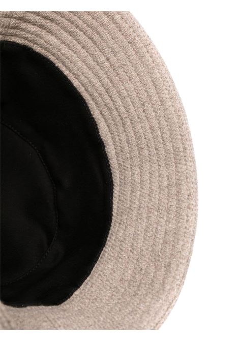 Cappello bucket con decorazione monogramma in beige di Ruslan Baginskiy - donna RUSLAN BAGINSKIY | BCT032WAPWRB032